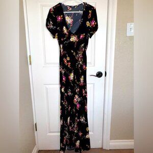 Black floral v neck maxi dress